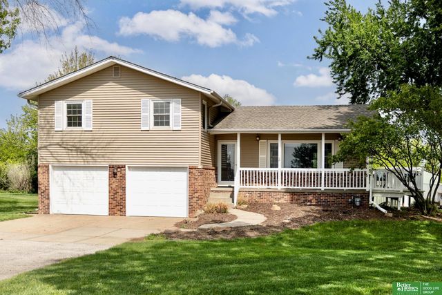 2116 Fairview Road, Bellevue, NE 68123
