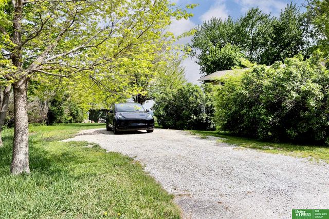 2116 Fairview Road, Bellevue, NE 68123
