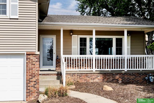 2116 Fairview Road, Bellevue, NE 68123