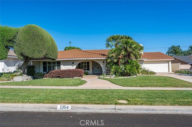 1354 N Stanford Ave, Upland, CA 91786