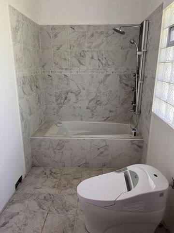 4018 W Burliegh STREET, Milwaukee, WI 53210