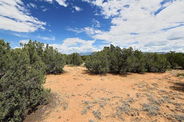 12 Luz Del Dia, Santa Fe, NM 87506