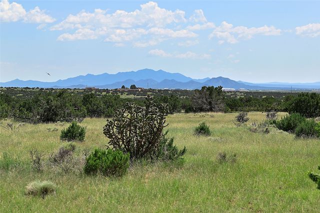 12 Luz Del Dia, Santa Fe, NM 87506