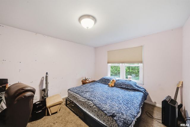 2903 W KINGSTON Court, Peoria, IL 61604