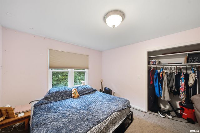 2903 W KINGSTON Court, Peoria, IL 61604