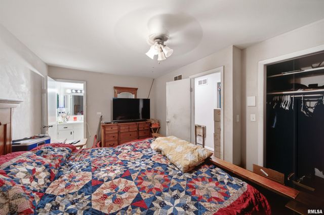 2903 W KINGSTON Court, Peoria, IL 61604