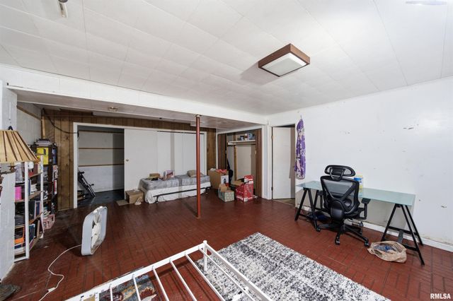 2903 W KINGSTON Court, Peoria, IL 61604