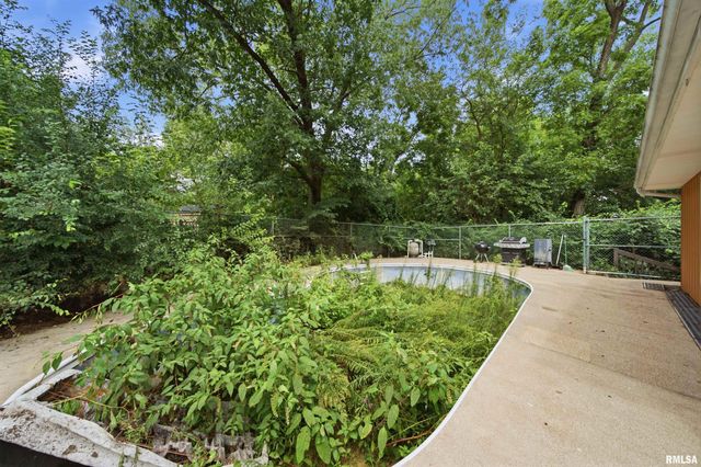 2903 W KINGSTON Court, Peoria, IL 61604