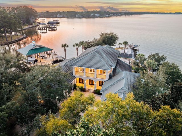 221 Bay Circle Drive, Santa Rosa Beach, FL 32459