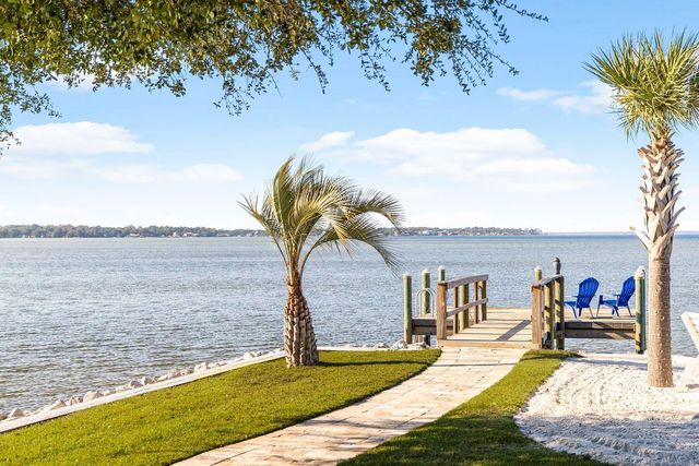 221 Bay Circle Drive, Santa Rosa Beach, FL 32459