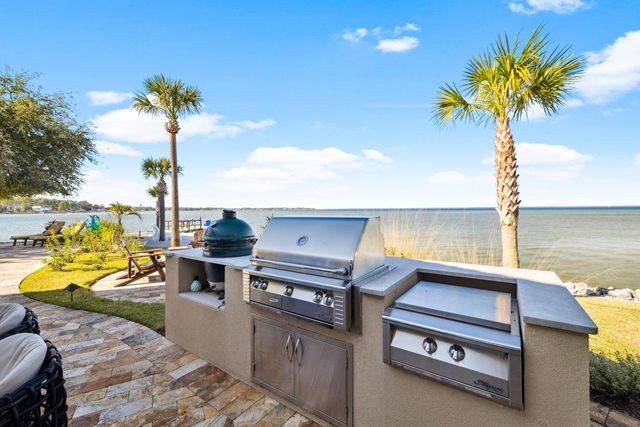 221 Bay Circle Drive, Santa Rosa Beach, FL 32459