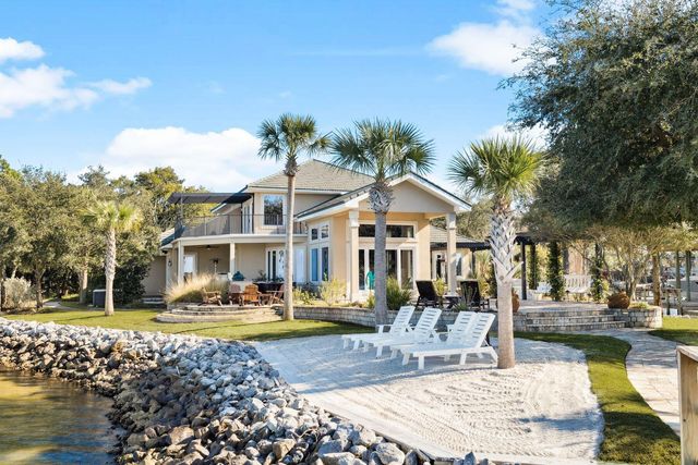 221 Bay Circle Drive, Santa Rosa Beach, FL 32459