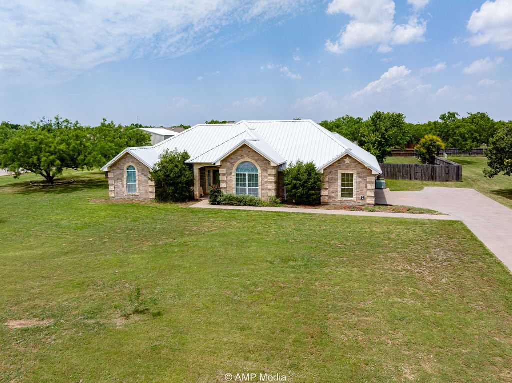 142 Quaker Rd, Abilene, TX 79602