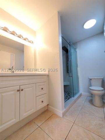 15591 SW 105th Ter 512, Miami, FL 33196