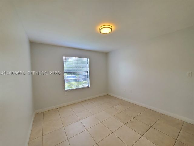 15591 SW 105th Ter 512, Miami, FL 33196