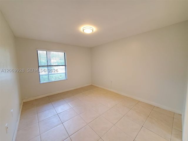 15591 SW 105th Ter 512, Miami, FL 33196