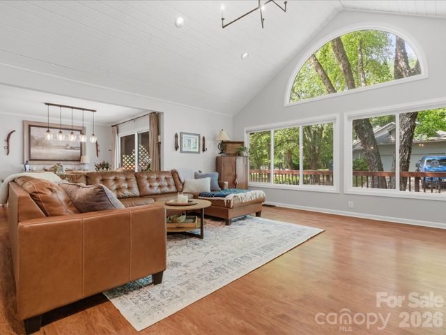 4720 Grey Moss Drive, Lake Wylie, SC 29710