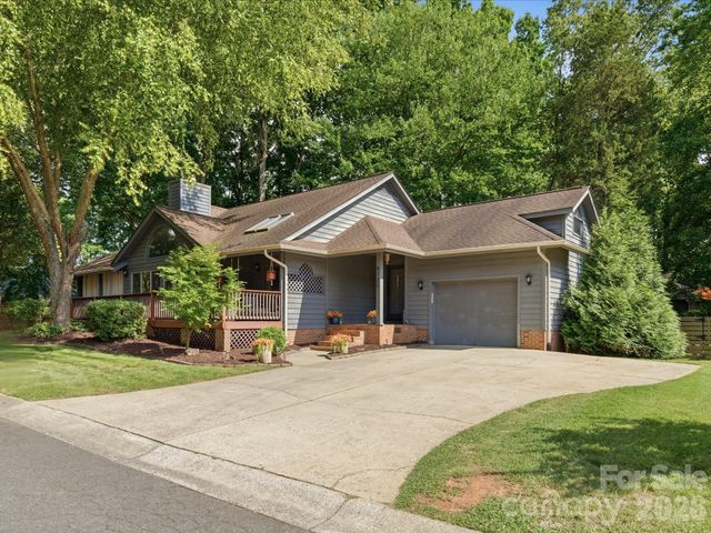 4720 Grey Moss Drive, Lake Wylie, SC 29710