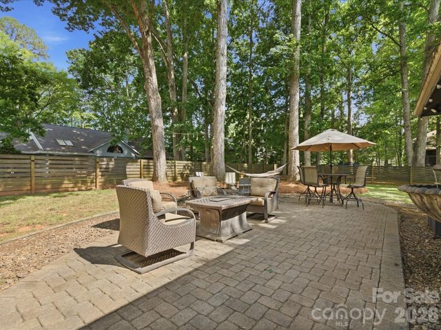 4720 Grey Moss Drive, Lake Wylie, SC 29710