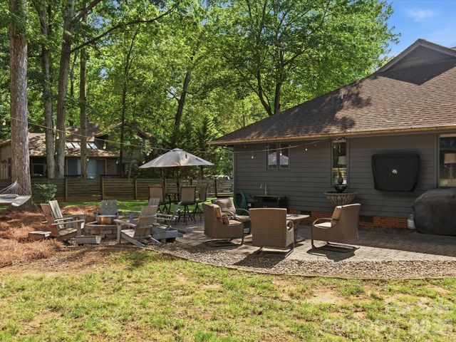 4720 Grey Moss Drive, Lake Wylie, SC 29710