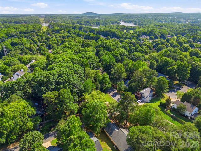 4720 Grey Moss Drive, Lake Wylie, SC 29710