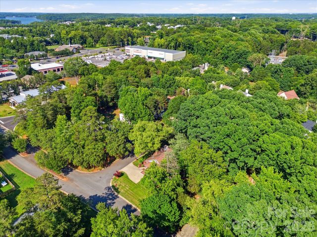 4720 Grey Moss Drive, Lake Wylie, SC 29710