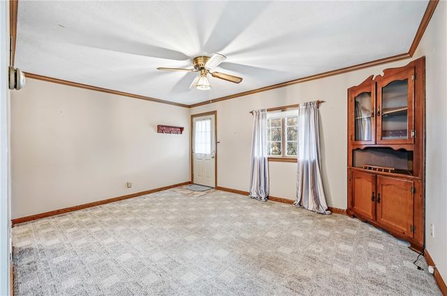 1122 Memorial Blvd, Sharon, PA 16146