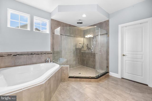 41712 WAKEHURST PL, Leesburg, VA 20176