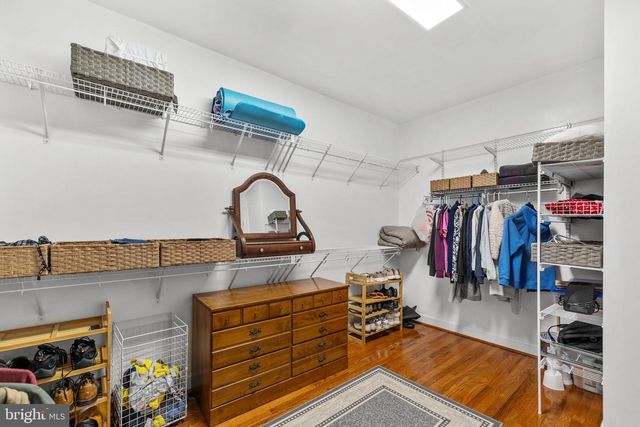 41712 WAKEHURST PL, Leesburg, VA 20176