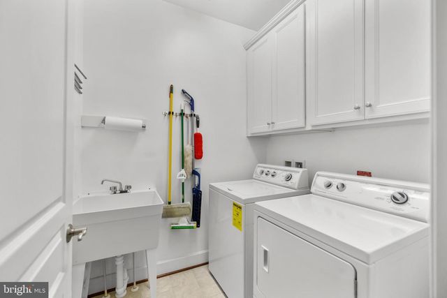 41712 WAKEHURST PL, Leesburg, VA 20176