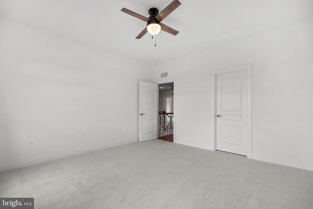 41712 WAKEHURST PL, Leesburg, VA 20176