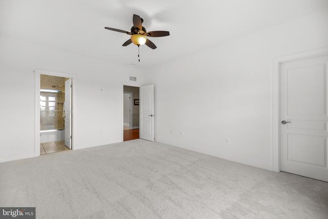 41712 WAKEHURST PL, Leesburg, VA 20176