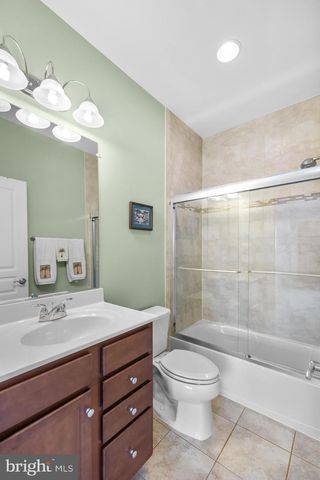 41712 WAKEHURST PL, Leesburg, VA 20176