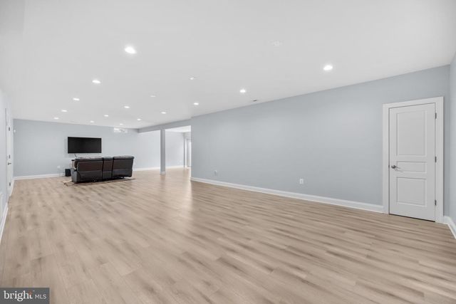 41712 WAKEHURST PL, Leesburg, VA 20176