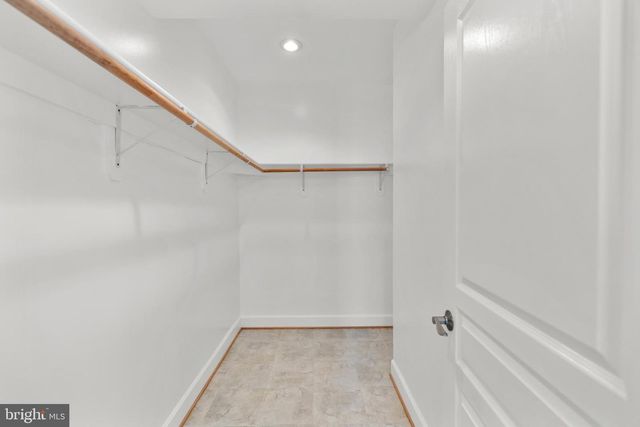 41712 WAKEHURST PL, Leesburg, VA 20176