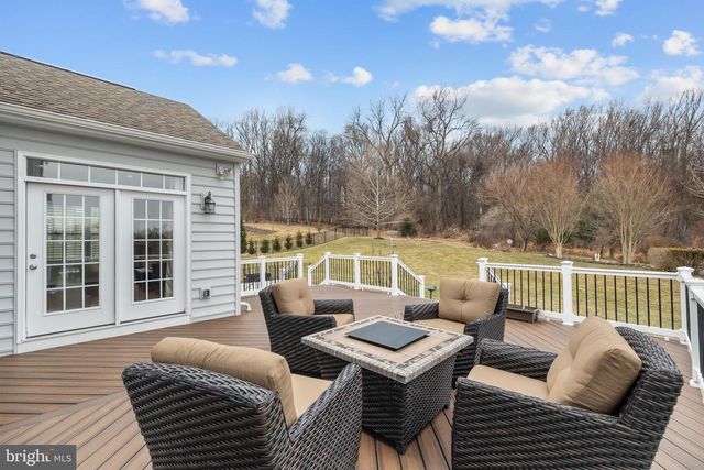 41712 WAKEHURST PL, Leesburg, VA 20176