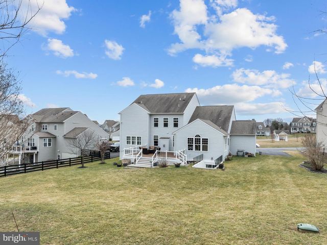 41712 WAKEHURST PL, Leesburg, VA 20176