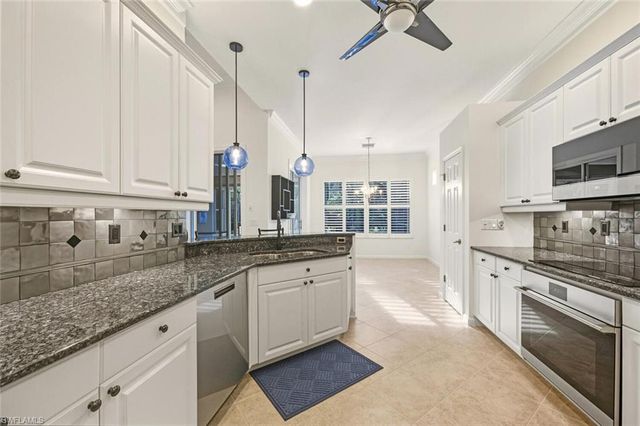 7838 Founders CIR, Naples, FL 34104