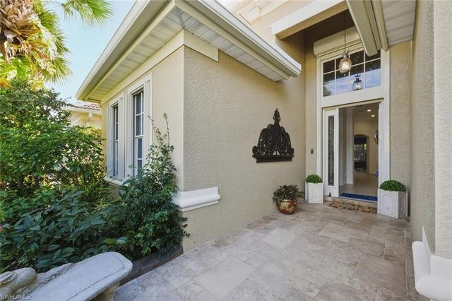 7838 Founders CIR, Naples, FL 34104