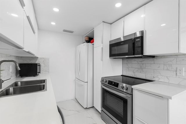 3028 Harwood D, Deerfield Beach, FL 33442