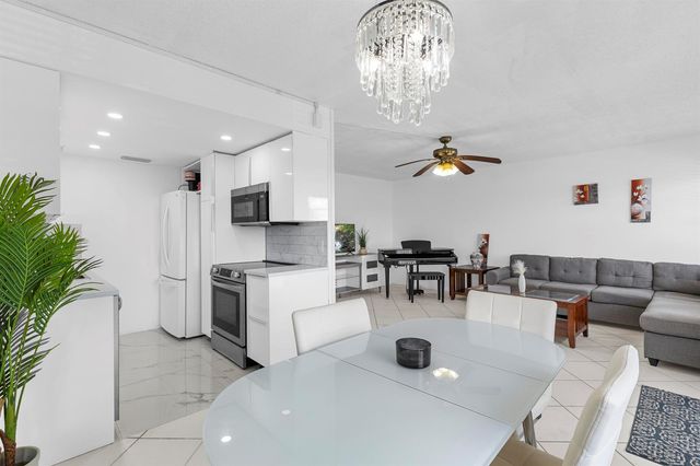 3028 Harwood D, Deerfield Beach, FL 33442