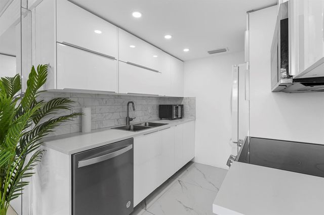 3028 Harwood D, Deerfield Beach, FL 33442