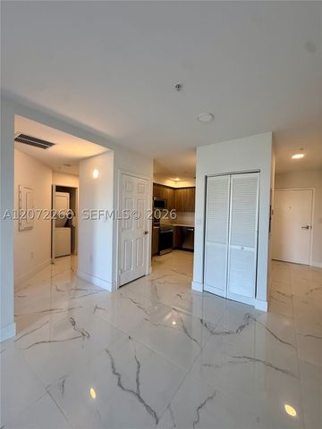 10950 NW 82nd St 324, Doral, FL 33178
