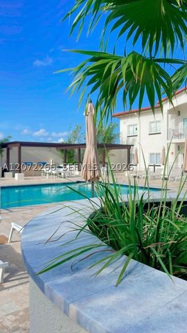 10950 NW 82nd St 324, Doral, FL 33178