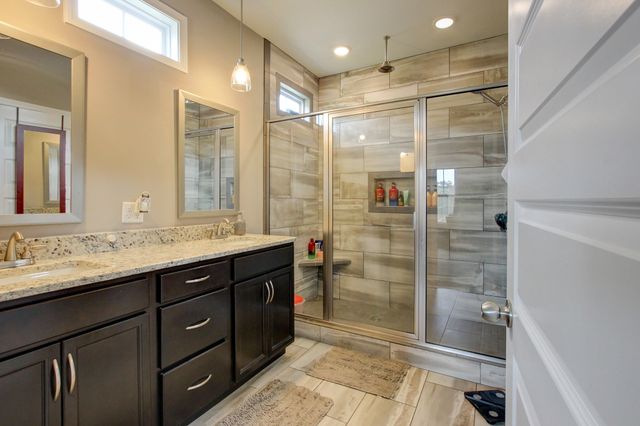 313 Piedmont Pl, Clarksville, TN 37043