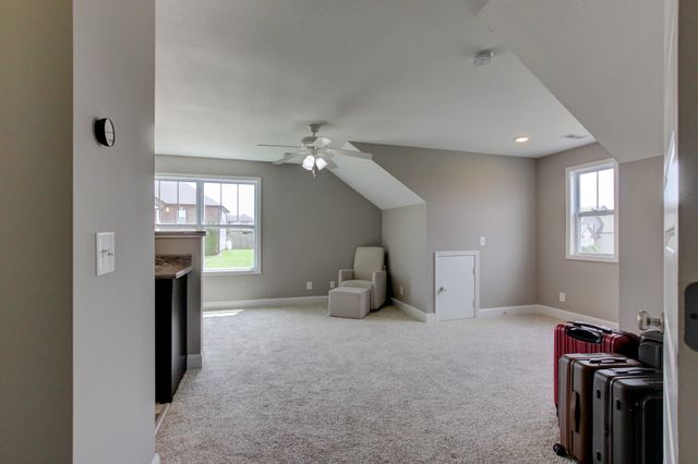 313 Piedmont Pl, Clarksville, TN 37043