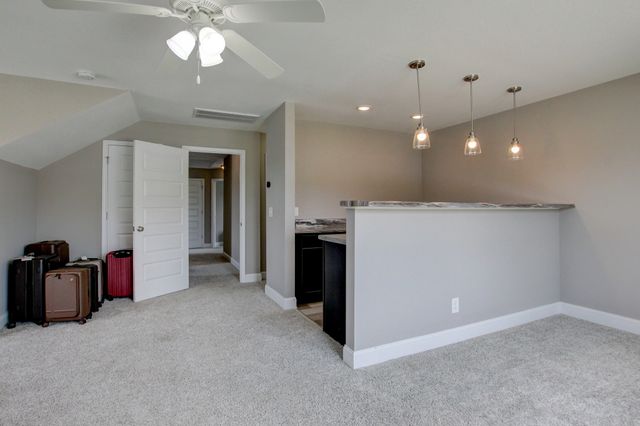313 Piedmont Pl, Clarksville, TN 37043