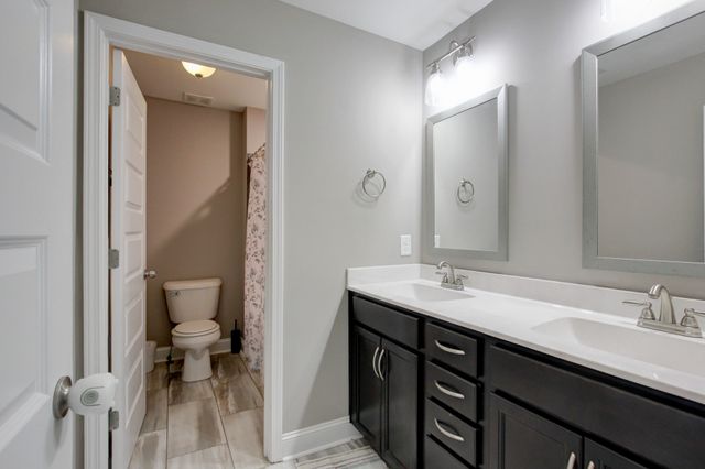 313 Piedmont Pl, Clarksville, TN 37043