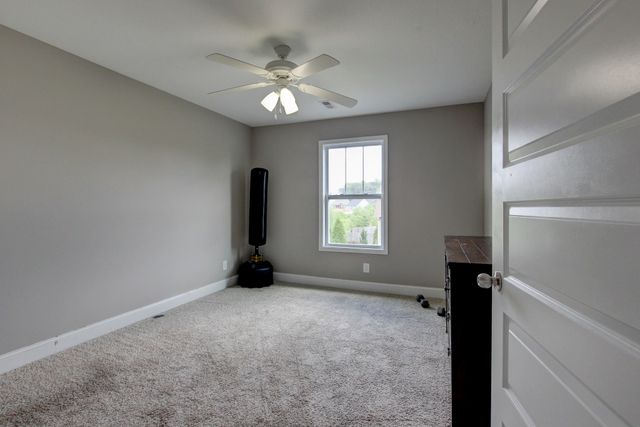 313 Piedmont Pl, Clarksville, TN 37043