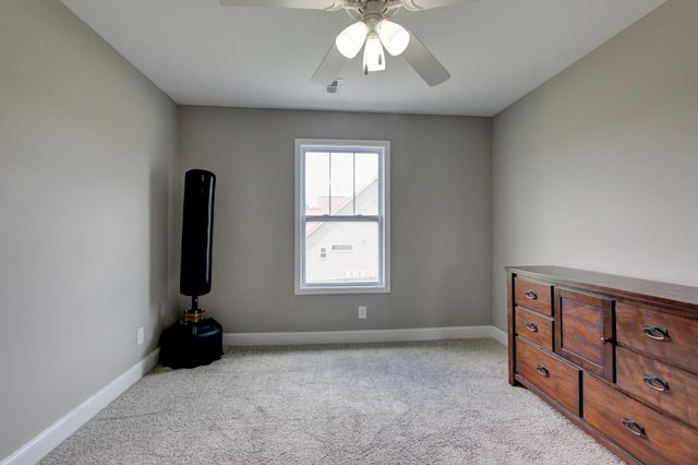 313 Piedmont Pl, Clarksville, TN 37043